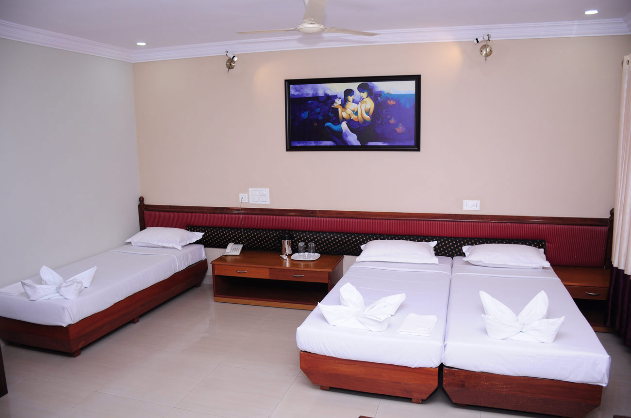 Hotel Pranav photo 2
