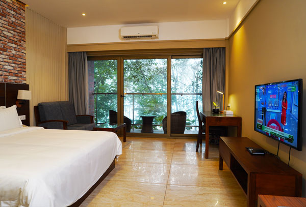 Elephant Passage A Mountain Resort, Munnar photo 2