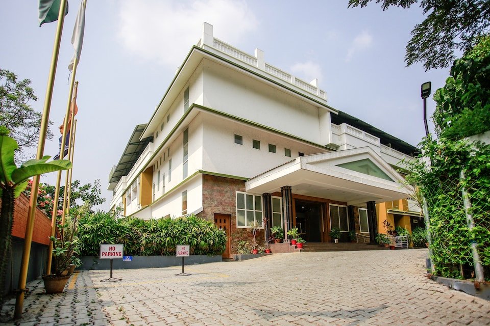 ALANKAR ELITE INNS AND HOTELS PRIVATE LIMITED photo 3
