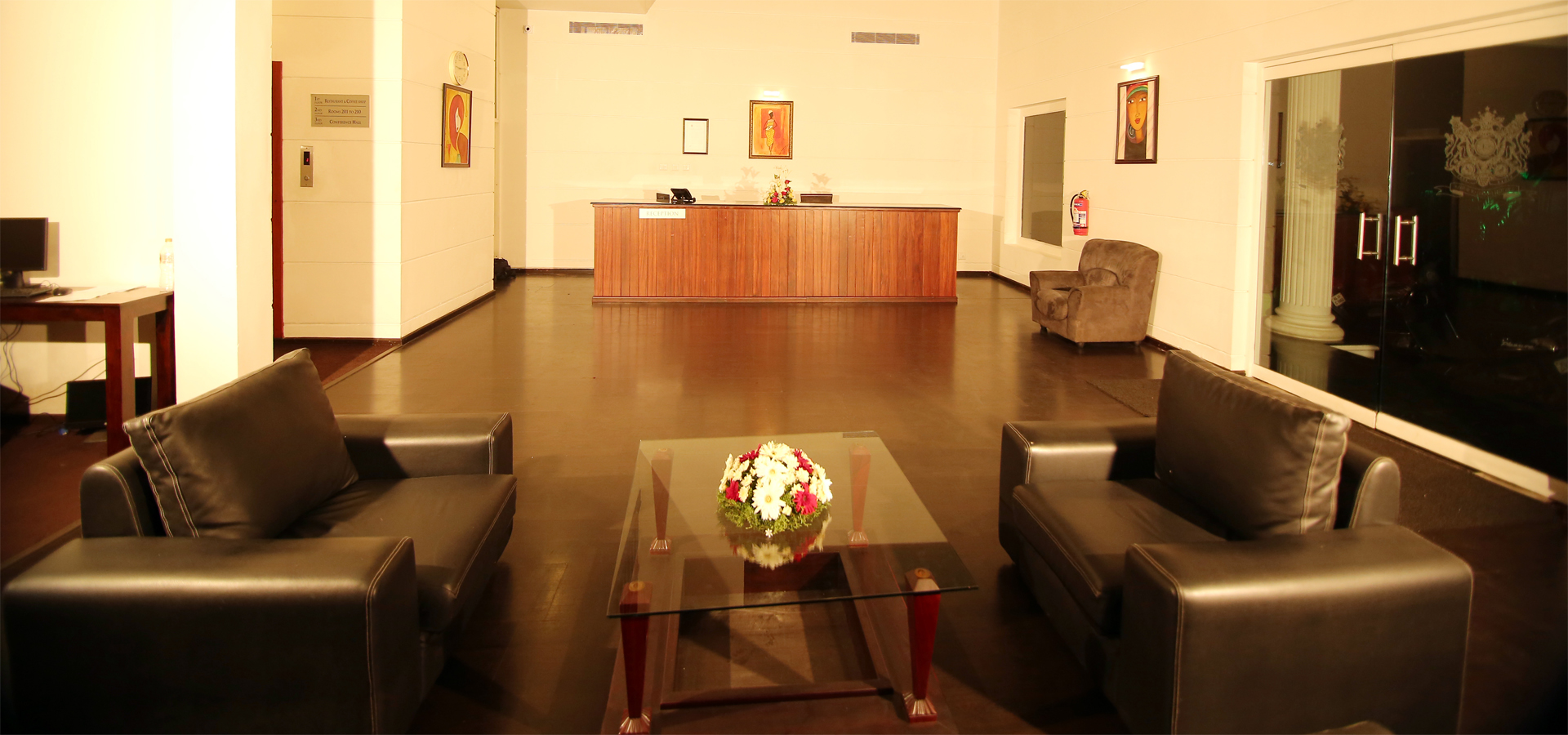 HOTEL NARENDRA CENTRAL photo 3