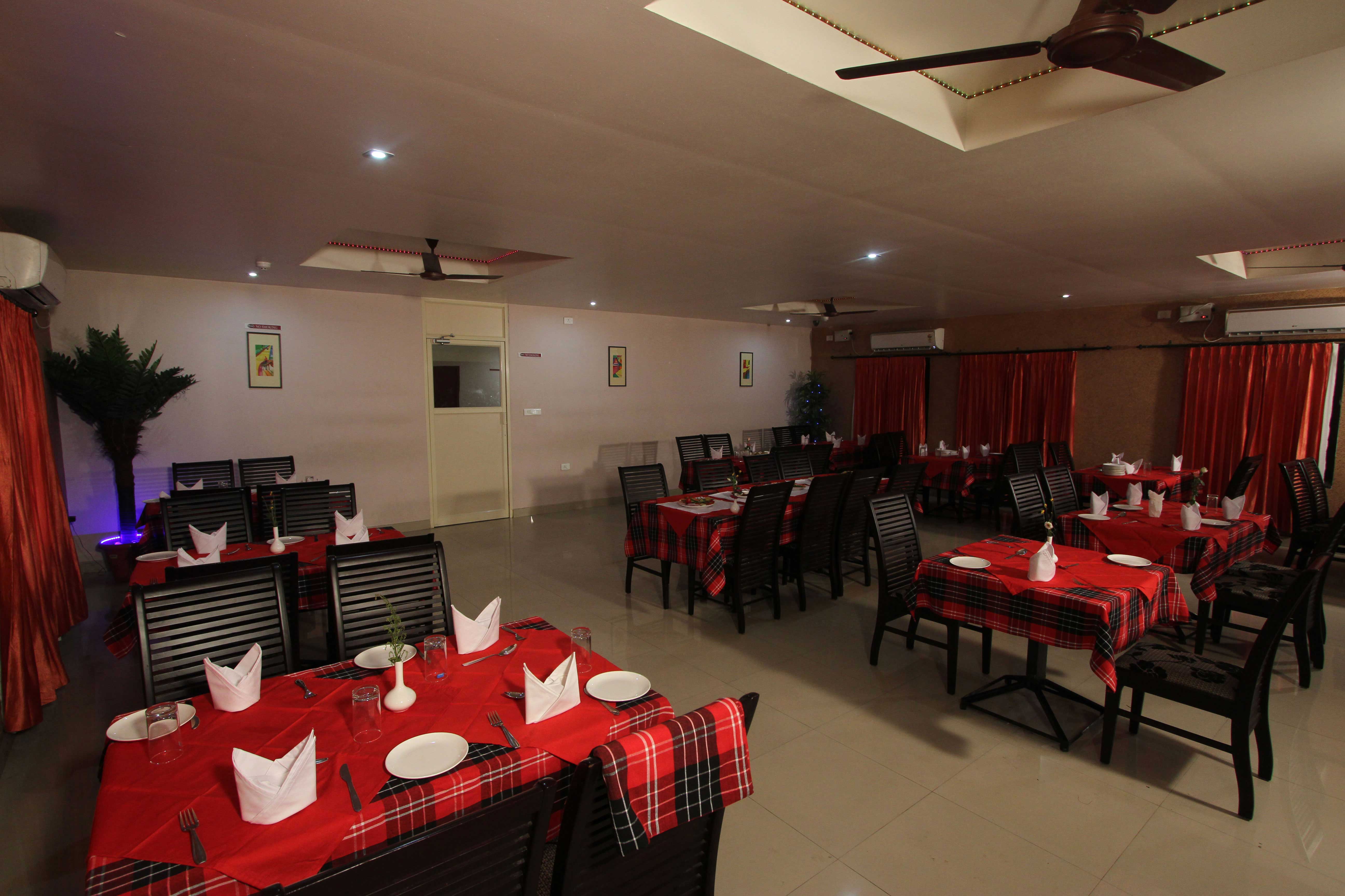 HOTEL NEW CASTLE photo 2