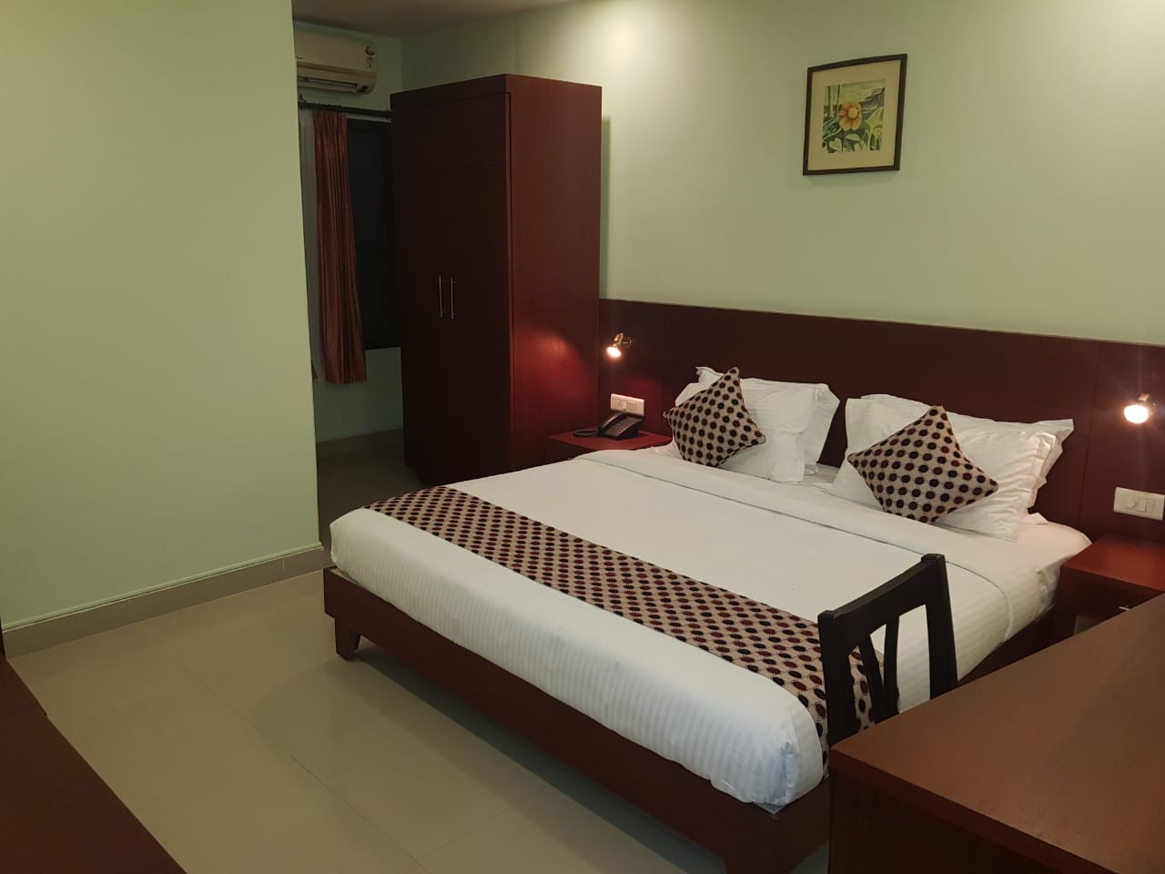 HOTEL NEW CASTLE