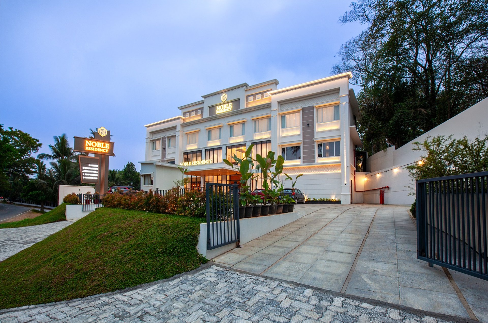 NOBLE RESIDENCY
