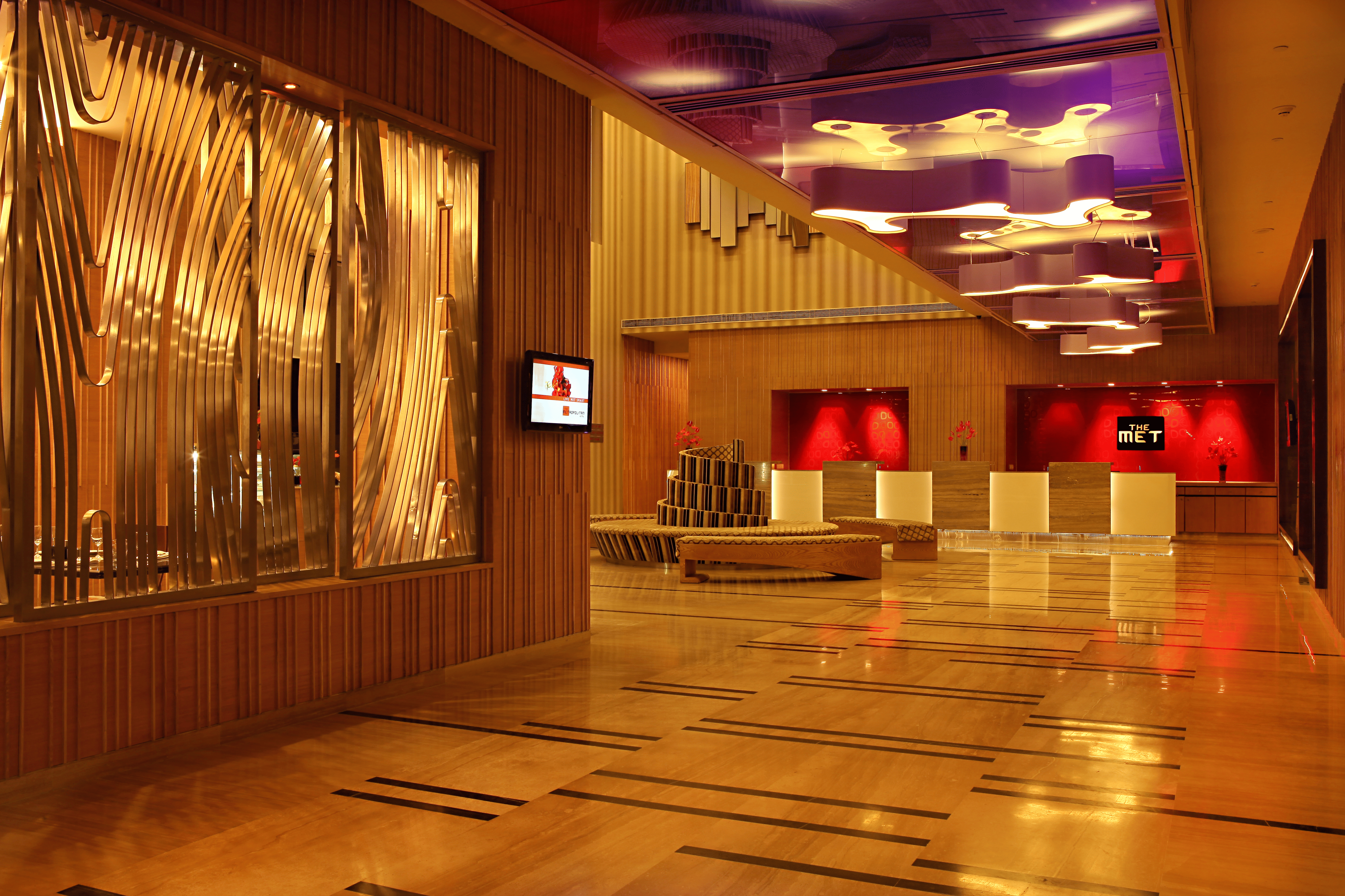 THE METROPOLITAN HOTEL